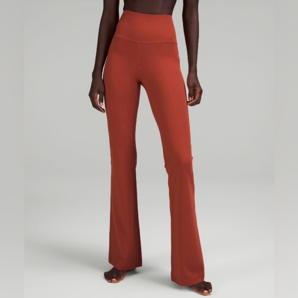 Groove Nulu Super-High Rise Flared Pants - Cayenne